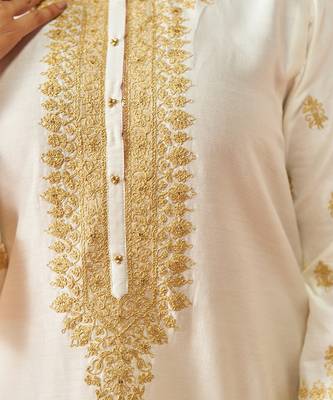 Daisy ivory kaaftan with salwar with dupatta 5