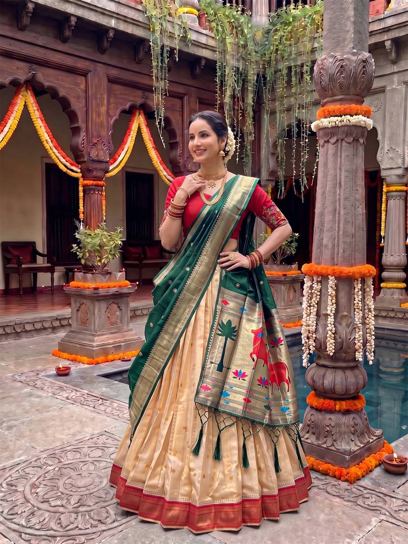 Women's Kanchipuram silk blend Zari Woven Lehenga Choli with Paithani Jacquard Dupatta