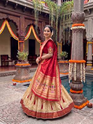 Women's Kanchipuram Silk Zari Woven Lehenga Choli with Paithani Jacquard Dupatta. 3