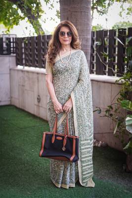  tasar art silk printed saree with classic appeal 4
