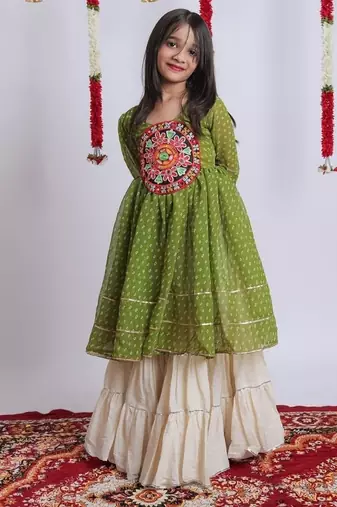 off-white kora cotton girls lehenga with bandhani embroidered choli