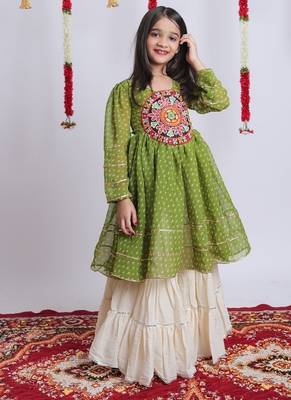 Offwhite kora cotton lehenga with embrodery work choli kids navratri collection 3