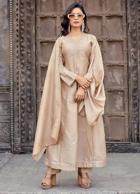 Beige embroidered vichitra silk kurti with pant and duppata set 3