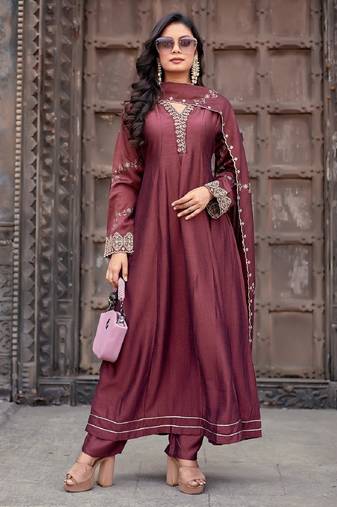 Brown embroidered vichitra silk kurti with pant and duppata set