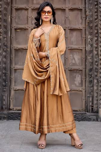 Gold embroidered vichitra silk kurti with pant and duppata set