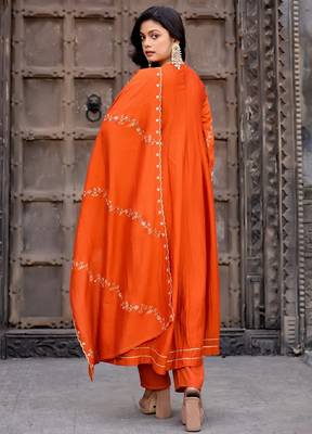 Orange embroidered vichitra silk kurti with pant and duppata set 4
