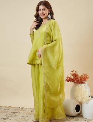 Green embroidered crunchy silk kurti with plazzo and duppata set 3