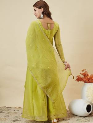 Green embroidered crunchy silk kurti with plazzo and duppata set 5