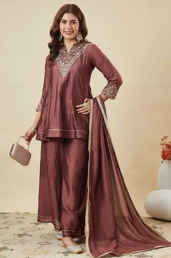 Brown embroidered vichitra silk kurti with plazzo and duppata set