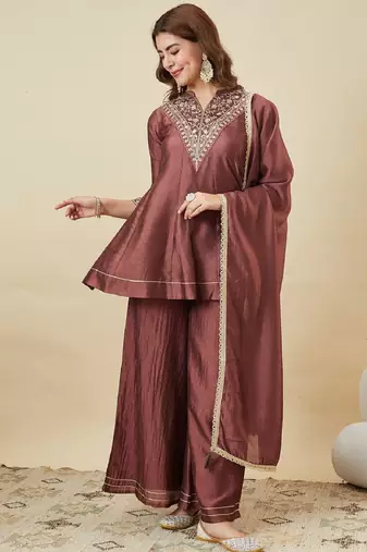 Brown embroidered vichitra silk kurti with plazzo and duppata set