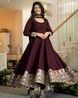 Maroon roman silk party  embroidery wear anarkali  suit set 2