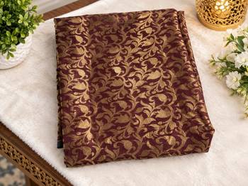 Beige jacquard woven zari work saree with blouse 6
