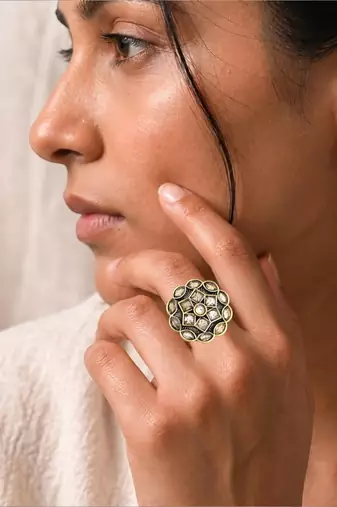 Champagne geometric floral adjustable finger ring