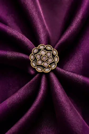 Pink geometric floral adjustable finger ring