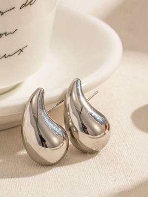 Teardrop anti tarnish stud earrings 4