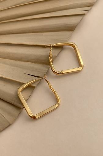 Square gold tone anti tarnish hoop earrings