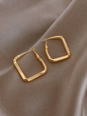 Square gold tone anti tarnish hoop earrings 2