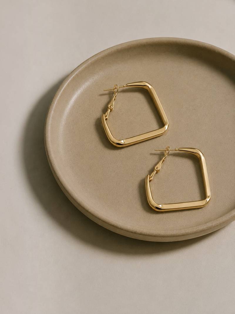 Square gold tone anti tarnish hoop earrings