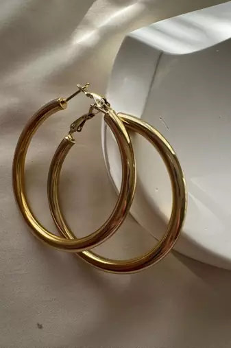 Classic circle gold tone anti tarnish hoop earrings