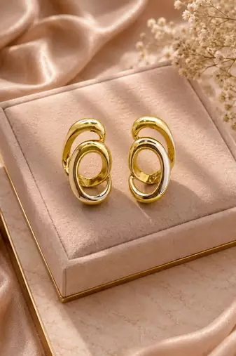 Intertwined stainless steel anti tarnish stud earrings