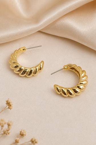 Anti tarnish croissant hoop earrings