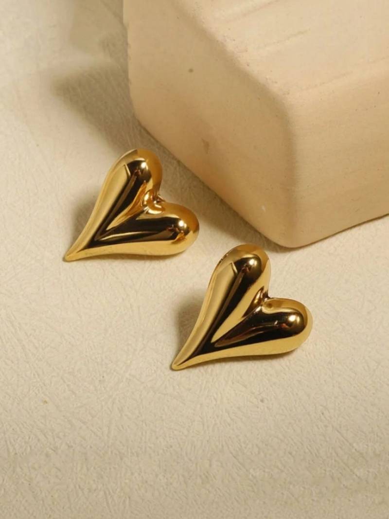 Stainless steel anti tarnish puffy heart stud earrings