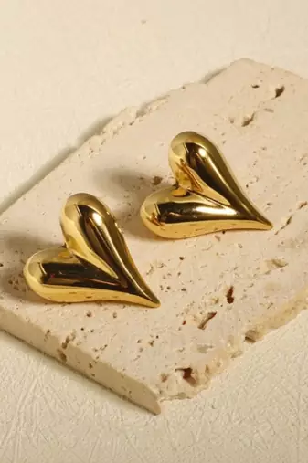Stainless steel anti tarnish puffy heart stud earrings