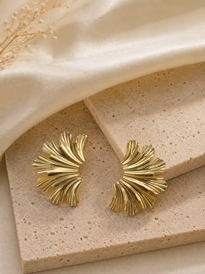 Anti tarnish stylish textured korean earrings 1