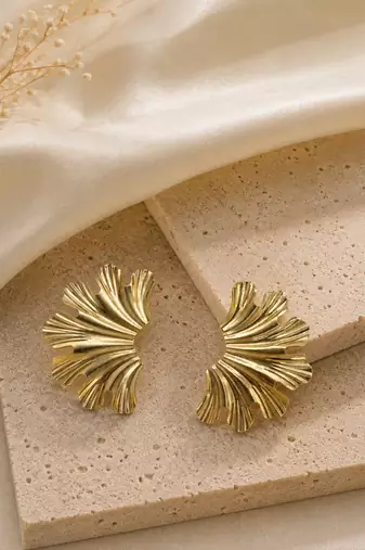 Anti tarnish stylish textured korean earrings