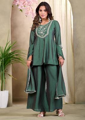 Green embroidered vichitra silk kurti with plazzo and duppata set 3