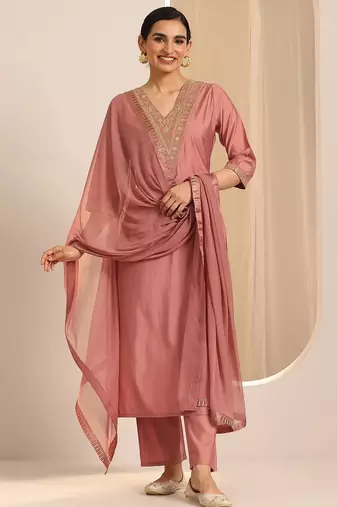 Peach embroidered roman silk kurti with pant and duppata set