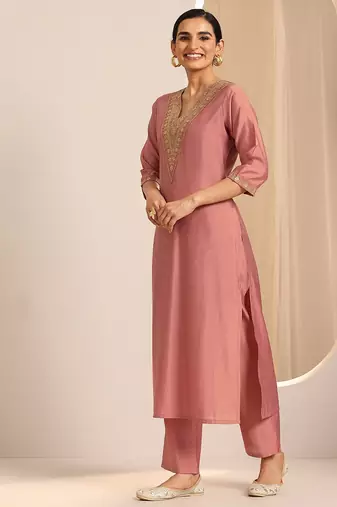 Peach embroidered roman silk kurti with pant and duppata set