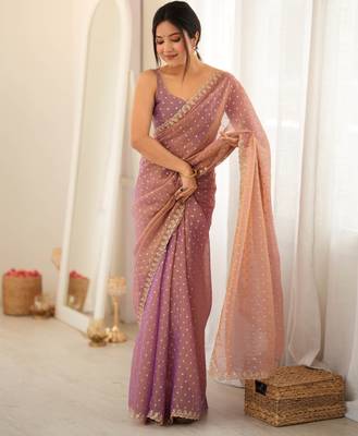 Onion chiffon zari embroidered saree with unstitched blouse piece. 3