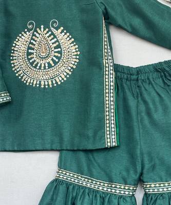 Bottle green embroidered silk sharara set 3