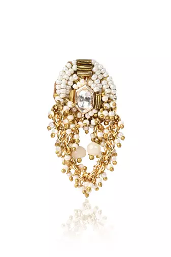 White gold kundan beaded ring
