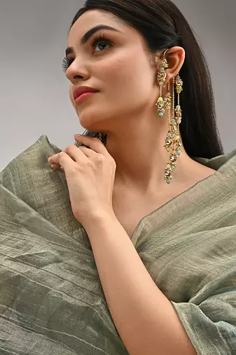 Gold plated kundan layered earcuff with earrings