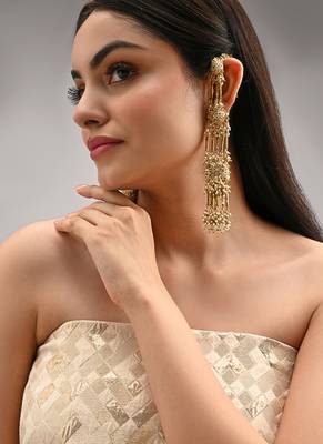Gold plated metallic beige stones long ear chain 2