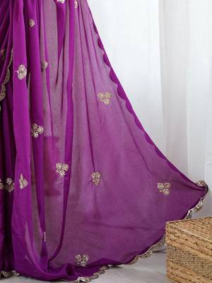 Floral Embellished Sequinned Chiffon Saree with blouse  4