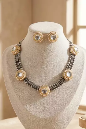 White color dual tone oxidised necklace set