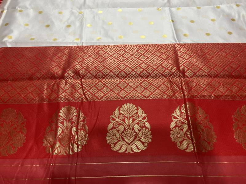 white red silk blend banarasi saree with unstitched blouse piece