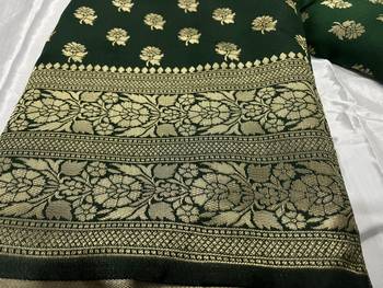 Green silk blend banarasi saree with unstitched blouse piece 6