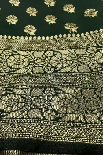 Green silk blend banarasi saree with unstitched blouse piece