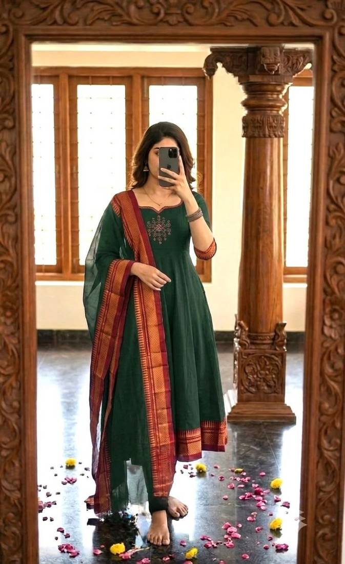 Luxury Emerald Green Traditional Suit