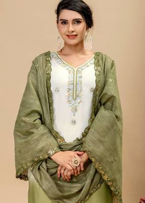 White georgette embroidered kurta set 2