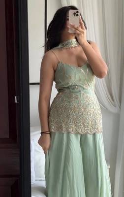 Green georgette embroidered kurta set 2