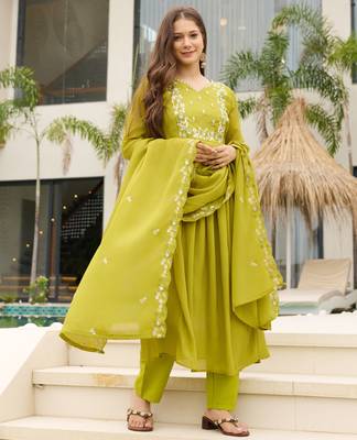 Lemon yellow chinon flared kurta set 3