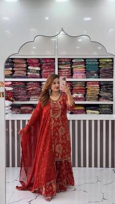 Maroon front & back embroidery work faux georgette kurti with dupatta and palazzo 2