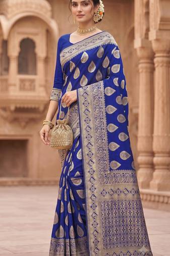 Women's jacquard woven cotton festive saree with blouse