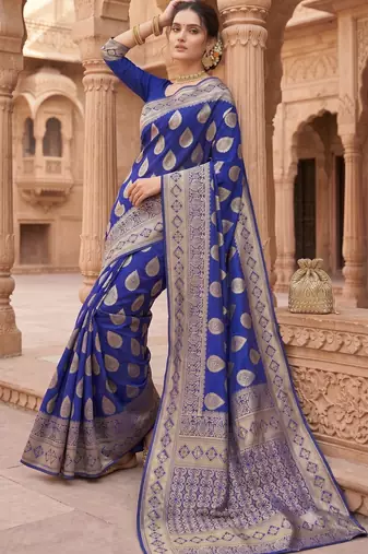 Women's jacquard woven cotton festive saree with blouse