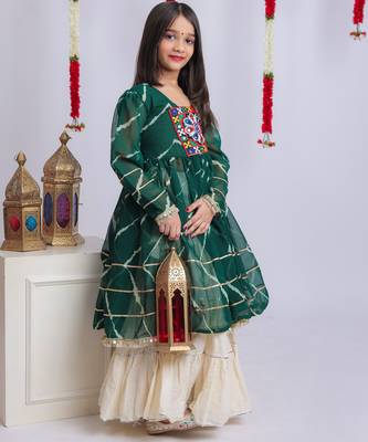 Navaratri special gota patti work lehenga with gamthi patch & gota patti work top for kids 1